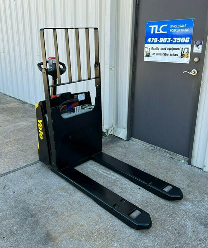 2016 Yale Electric Pallet Jack | 1860 hrs - 5000lb capacity