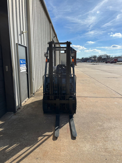 2010 Nissan Propane Forklift | 4042 hrs - 4000lb capacity