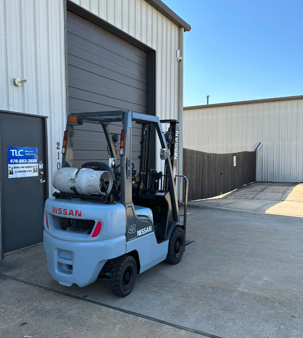 2005 Nissan Propane Forklift | 3158 hrs - 4000lb capacity