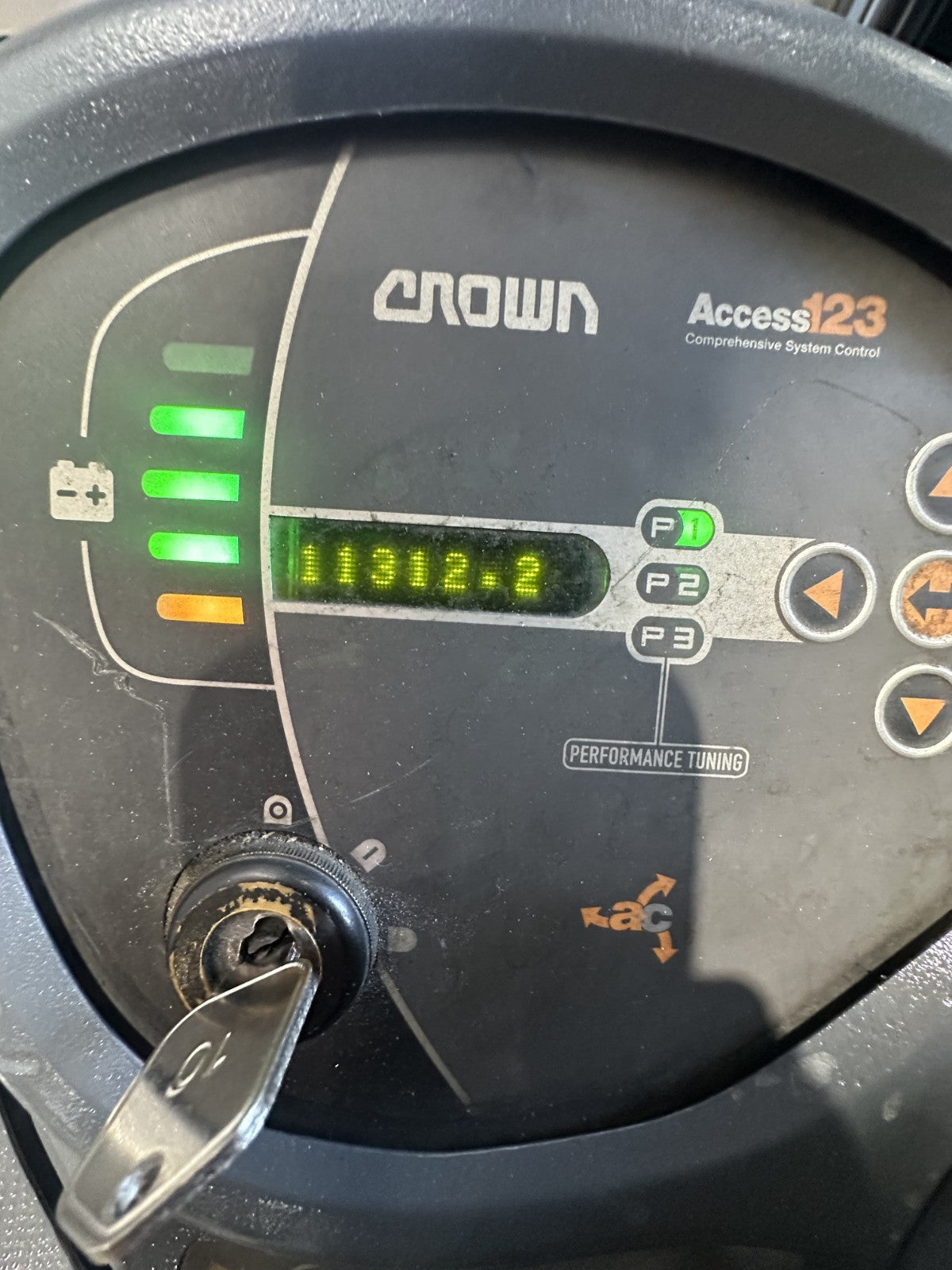 8944119