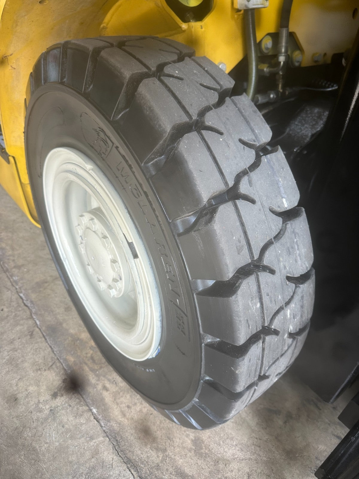 8775880