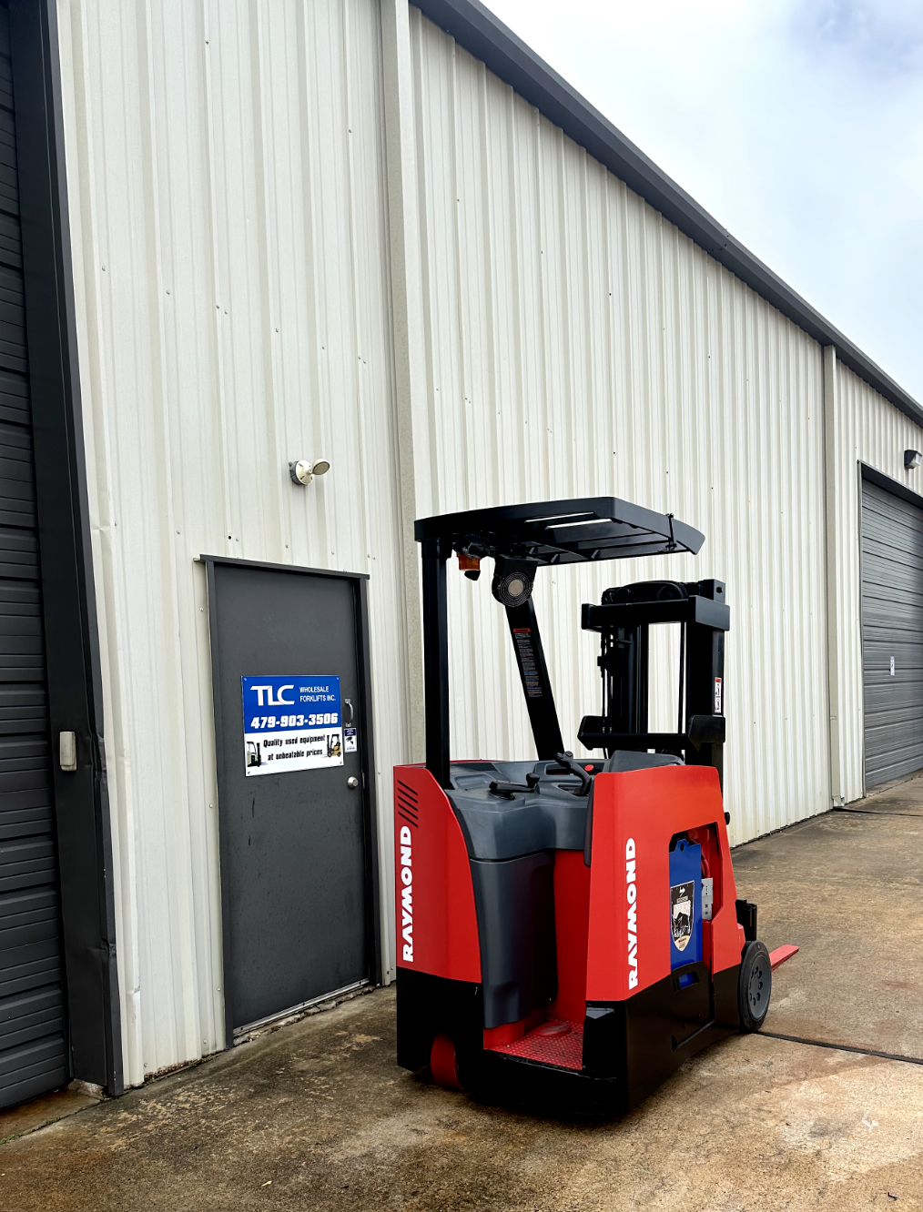 2013 Raymond Forklift | 1805 hrs - 3000lb capacity