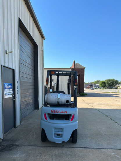 2005 Nissan Propane Forklift | 3158 hrs - 4000lb capacity