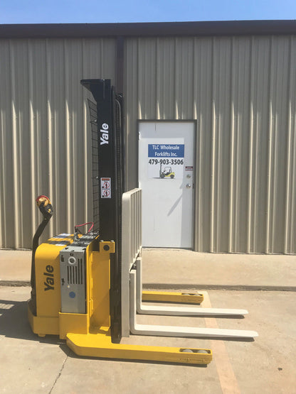 2012 Yale Walkie Stacker | 4495 hrs - 3800lb capacity