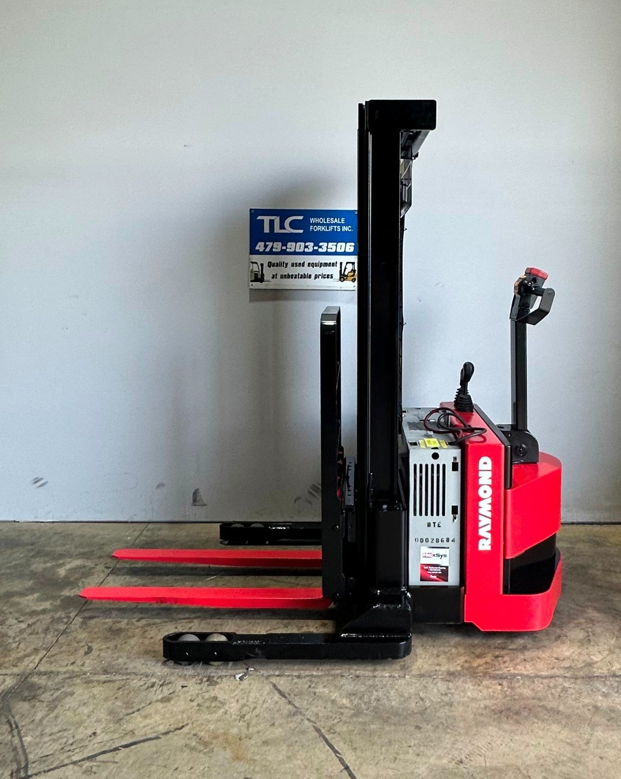 8905807