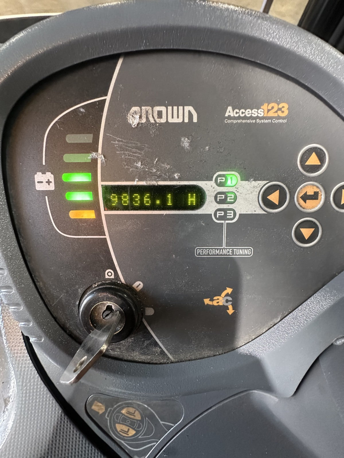 9023786