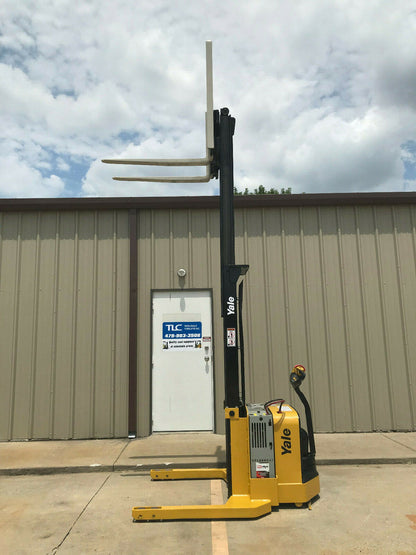 2013 Yale Walkie Stacker | 3126 hours - 3800lb capacity