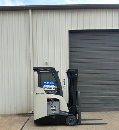 2014 Crown Forklift | 11,547 hrs - 3500lb capacity