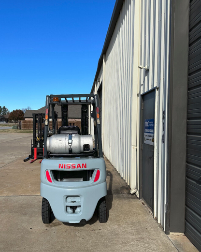 2013 Nissan Propane Forklift | 2392 hrs - 4000lb capacity