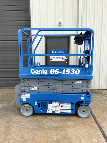 Genie Scissor Lift | Boom Lift - 26' Work Height - 1278 hrs