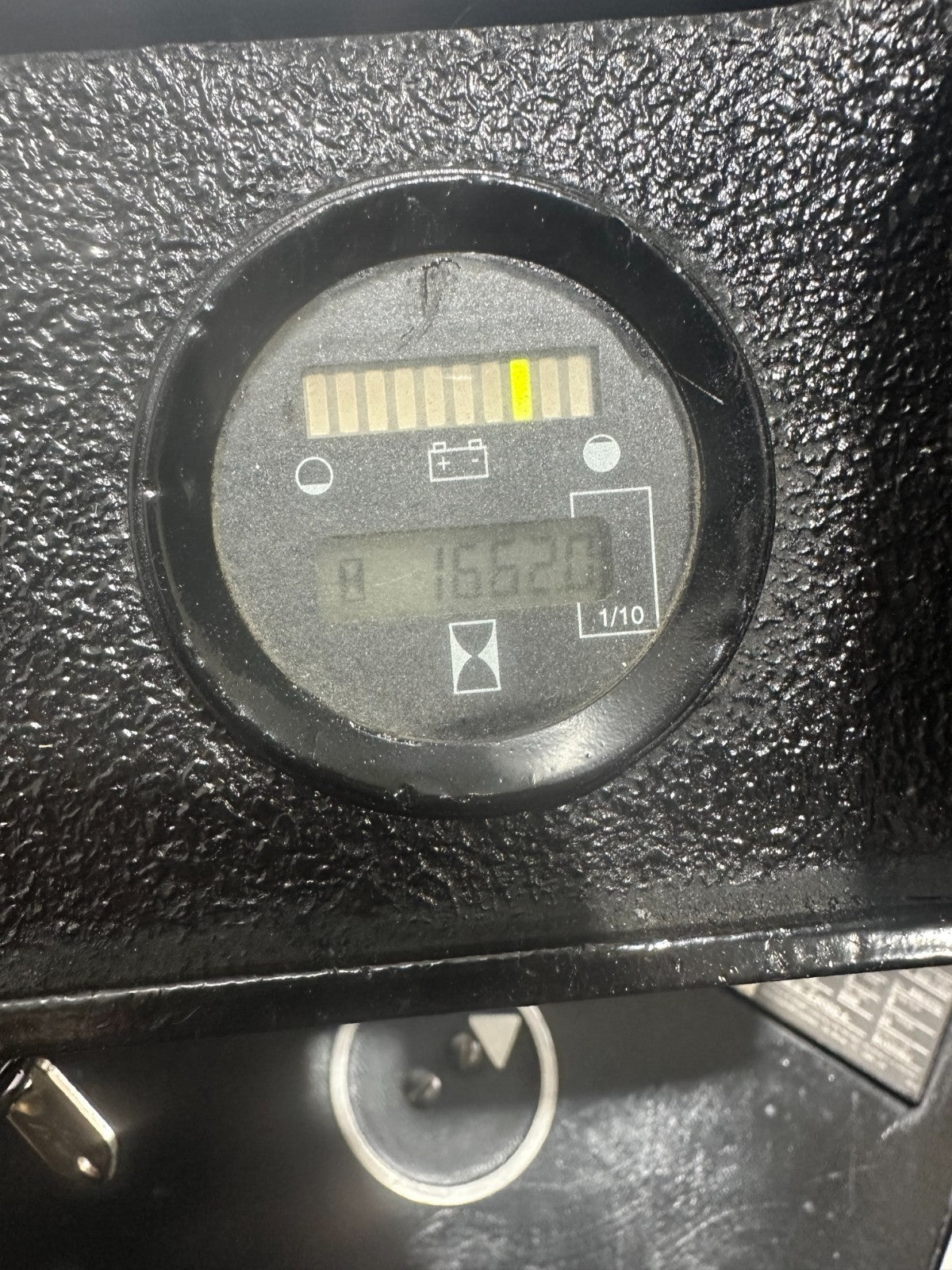 8308536