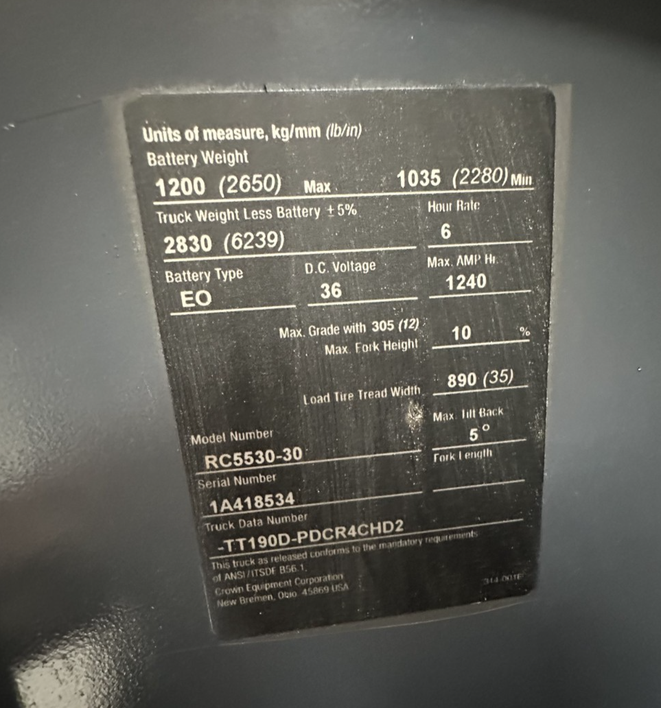 8944122
