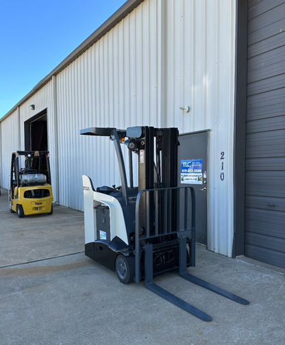 2016 Crown Forklift | 11,685 hrs - 3500lb capacity