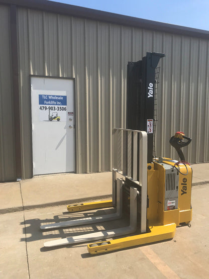 2012 Yale Walkie Stacker | 4495 hrs - 3800lb capacity