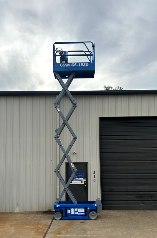 Genie Scissor Lift | Boom Lift - 26' Reach Height - 647 hrs