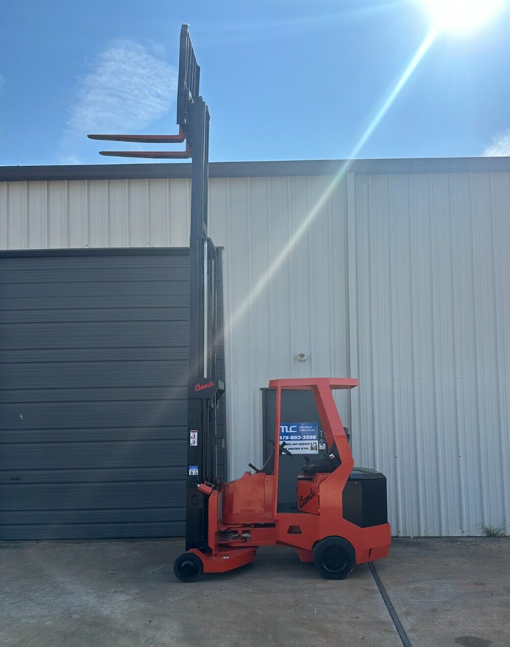 Bendi Electric Forklift | 4000lb capacity