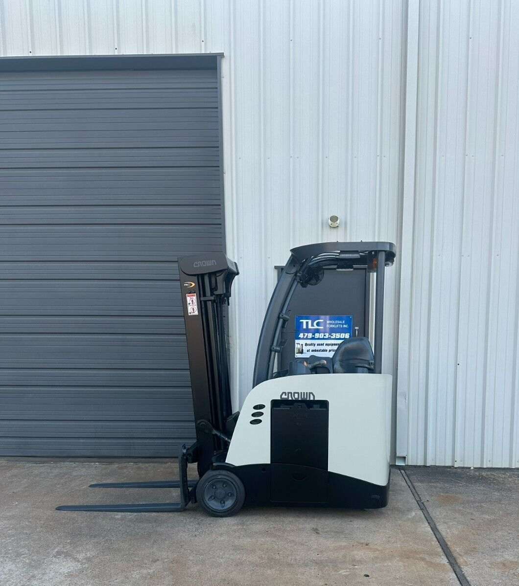 2014 Crown RC Forklift | 8,659 hrs - 3500lb capacity